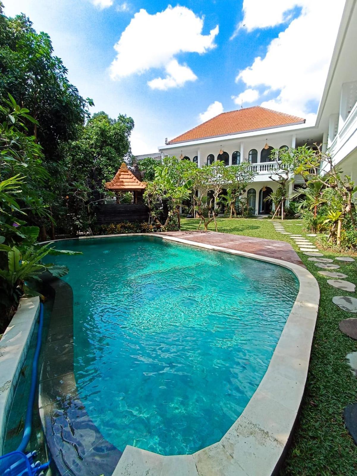 Casa De Ozora Hotel Munggu Exterior photo